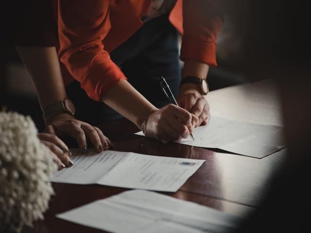 Revente LMNP, comment l’anticiper ? Quelles sont les conséquences de la revente d’un bien géré en LMNP ?