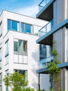 la location interm&eacute;diaire