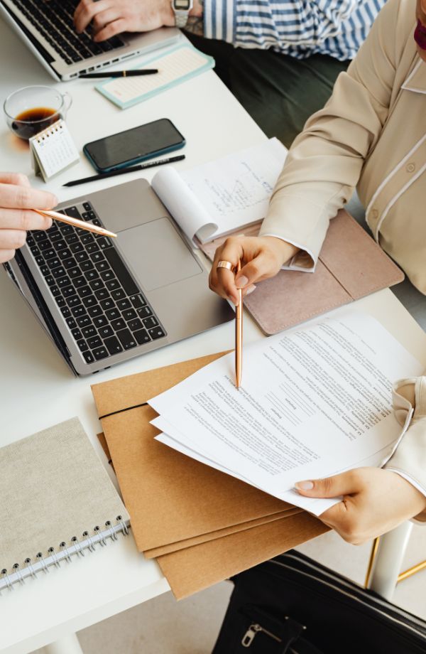 reunion comptabilite finance dossier ordinateur